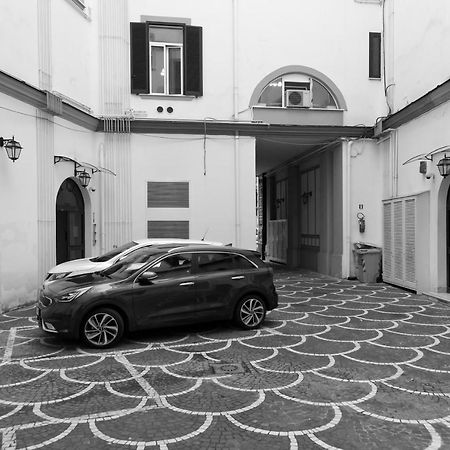 Le Corti Di Napoli Apartments Zewnętrze zdjęcie