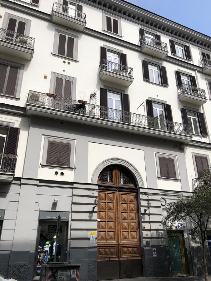 Le Corti Di Napoli Apartments Zewnętrze zdjęcie