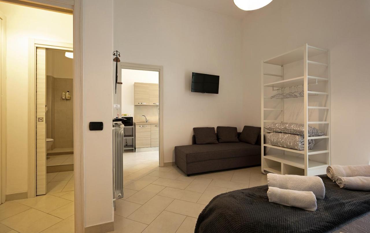 Le Corti Di Napoli Apartments Zewnętrze zdjęcie