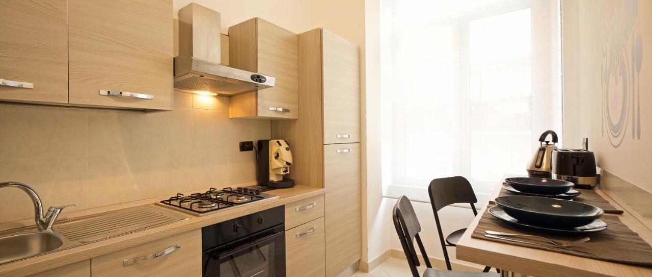 Le Corti Di Napoli Apartments Zewnętrze zdjęcie