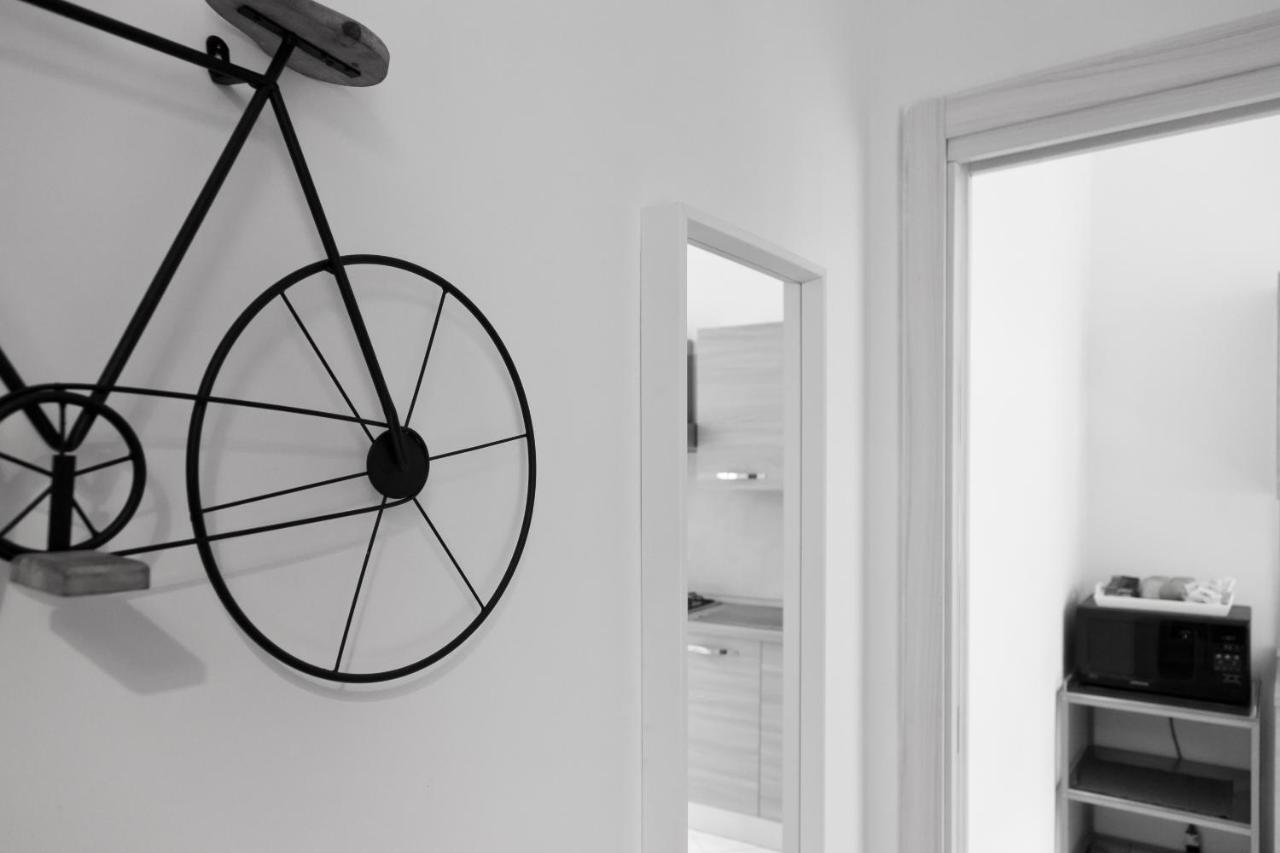 Le Corti Di Napoli Apartments Zewnętrze zdjęcie