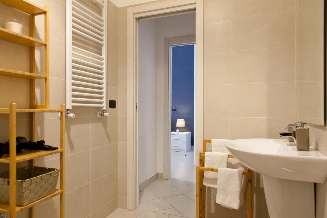 Le Corti Di Napoli Apartments Zewnętrze zdjęcie