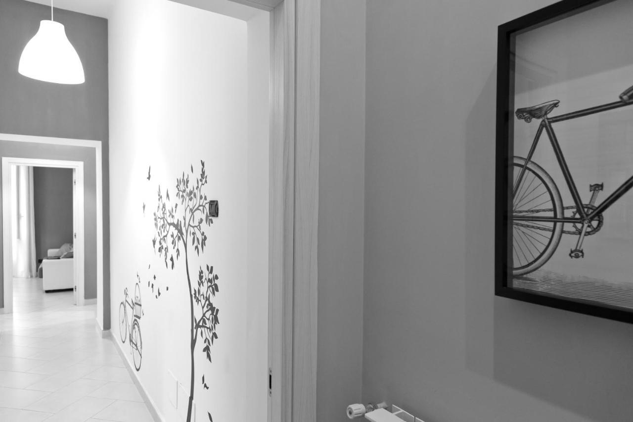 Le Corti Di Napoli Apartments Zewnętrze zdjęcie