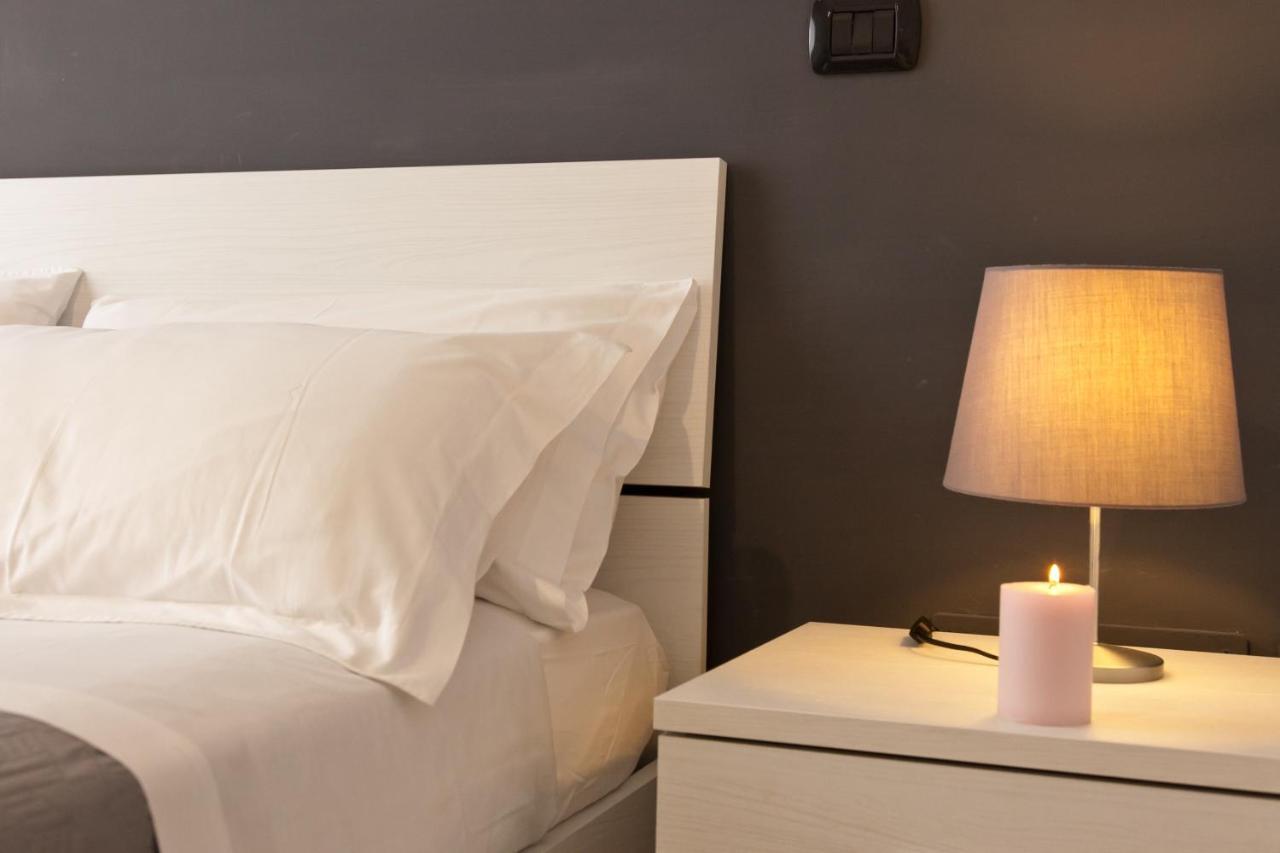 Le Corti Di Napoli Apartments Zewnętrze zdjęcie